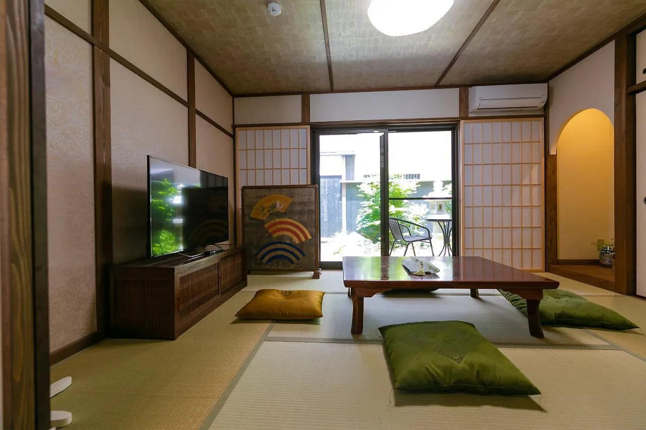 Holiday home Kumo Machiya Villa Leaves Kyoto Japan